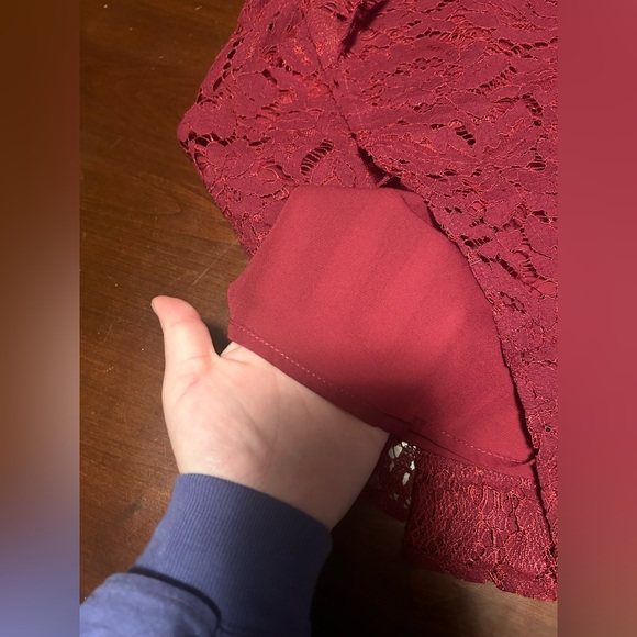 Maroon/wine lace top - Picture 3 of 4